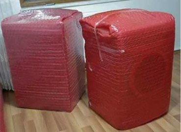 Aynı güzergahtaki birbirinden farklı müşterilerin yüklerini, aynı nakliye aracıyla taşıma lojistiğine parsiyel nakliyat denir. Bu sayede, taşıtmak arzu ettiğiniz yük, farklı yükler ile bir arada olduğundan maddi olarak fayda sağlarsınız.